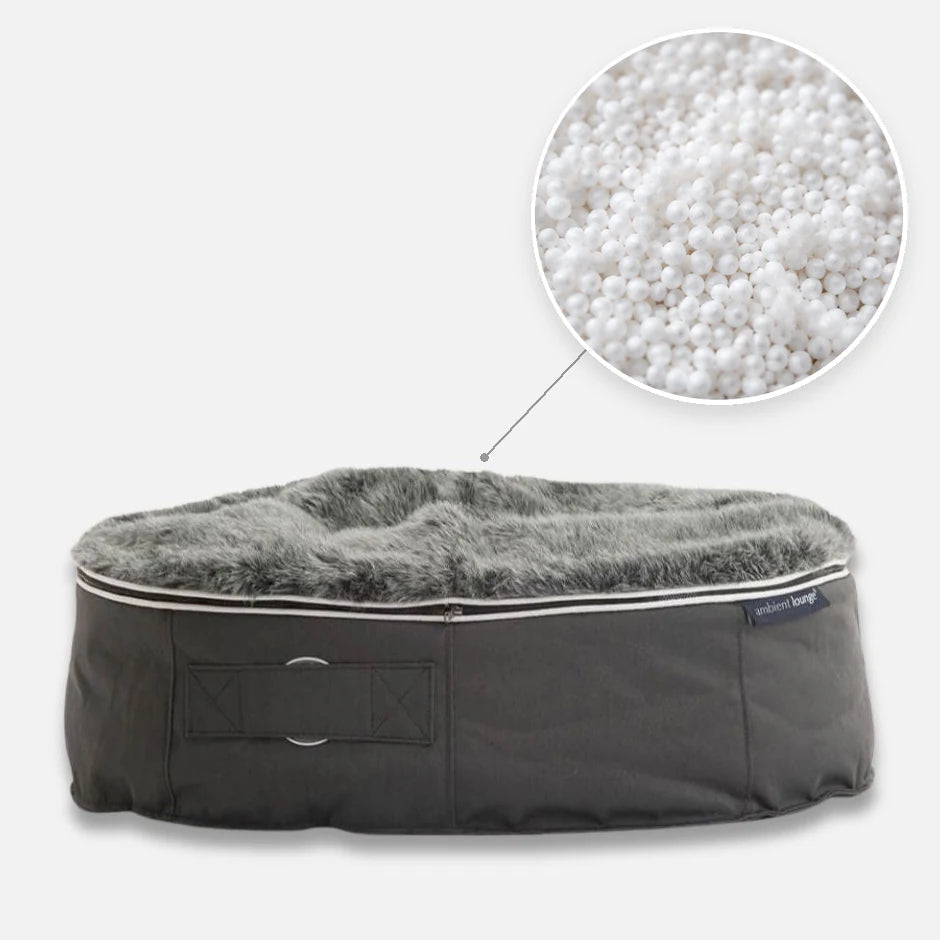Hundeseng Supernova Gray Wolf S med detalj av perlefyll i sirkel