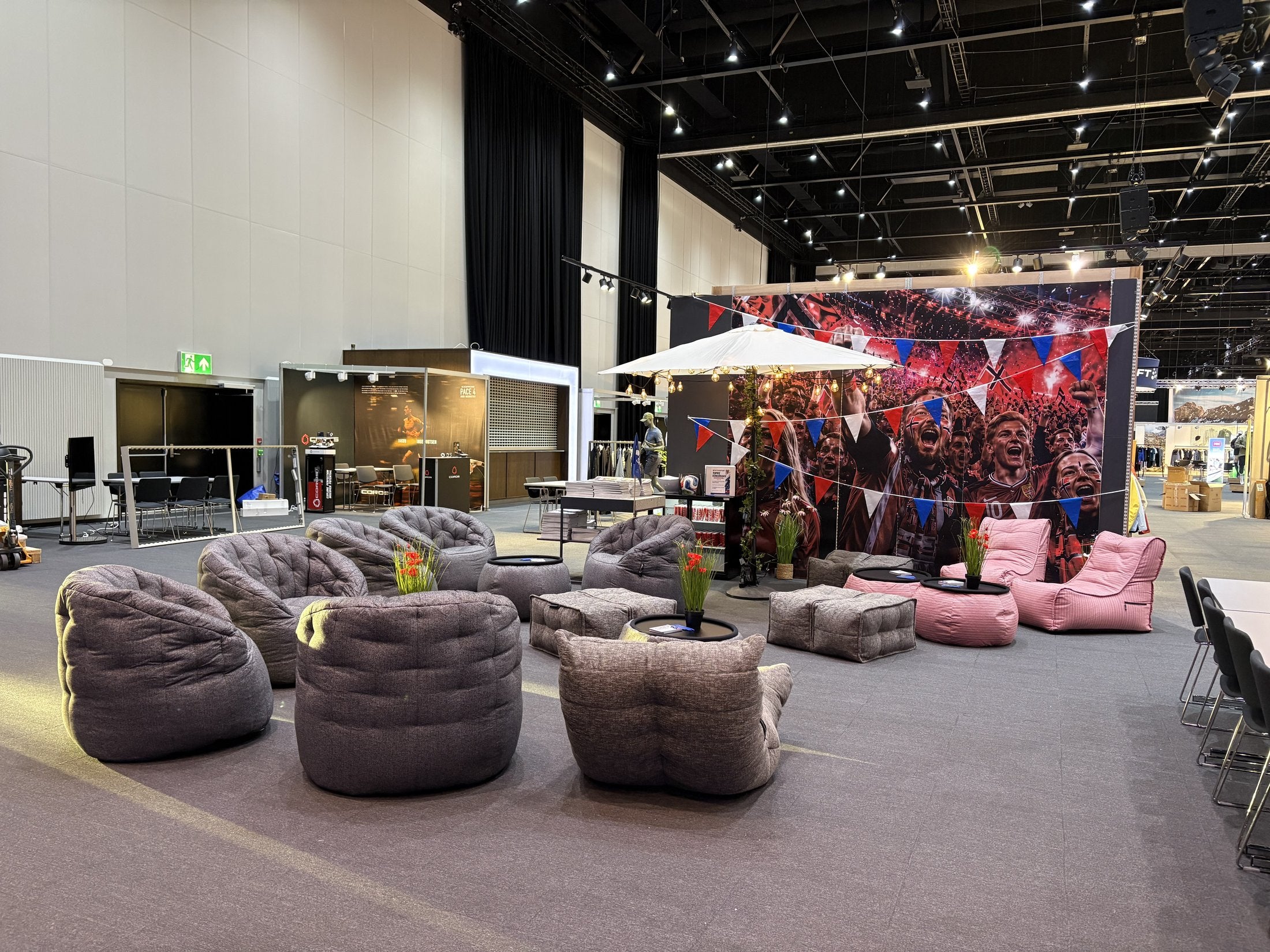 Ambient Lounge